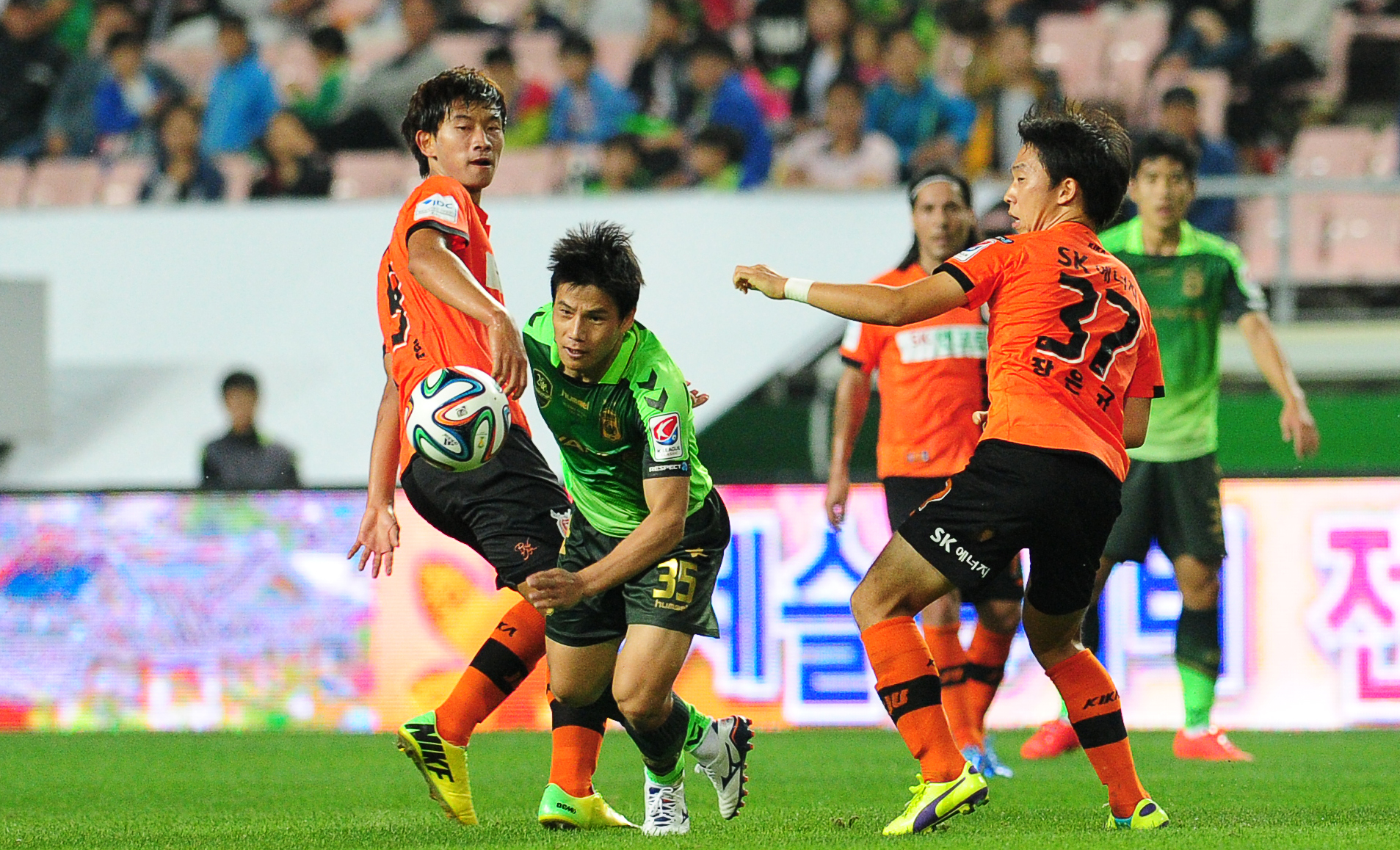 Soi kèo Jeonbuk Motors - Kitchee