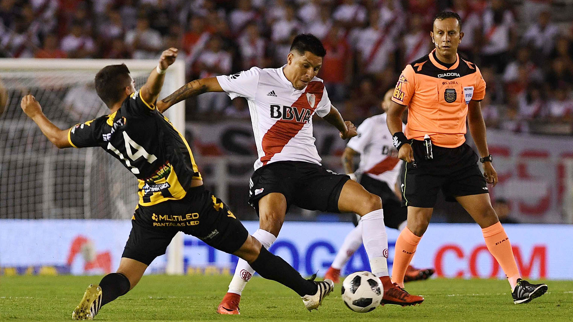 Soi kèo River Plate - Emelec