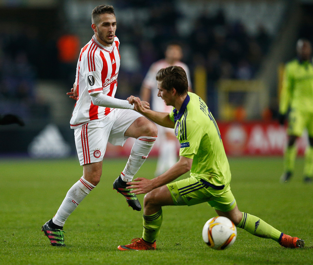 Soi kèo Olympiakos - Burnley