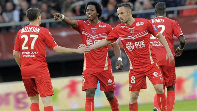 Soi kèo Valenciennes - Gazelec Ajaccio