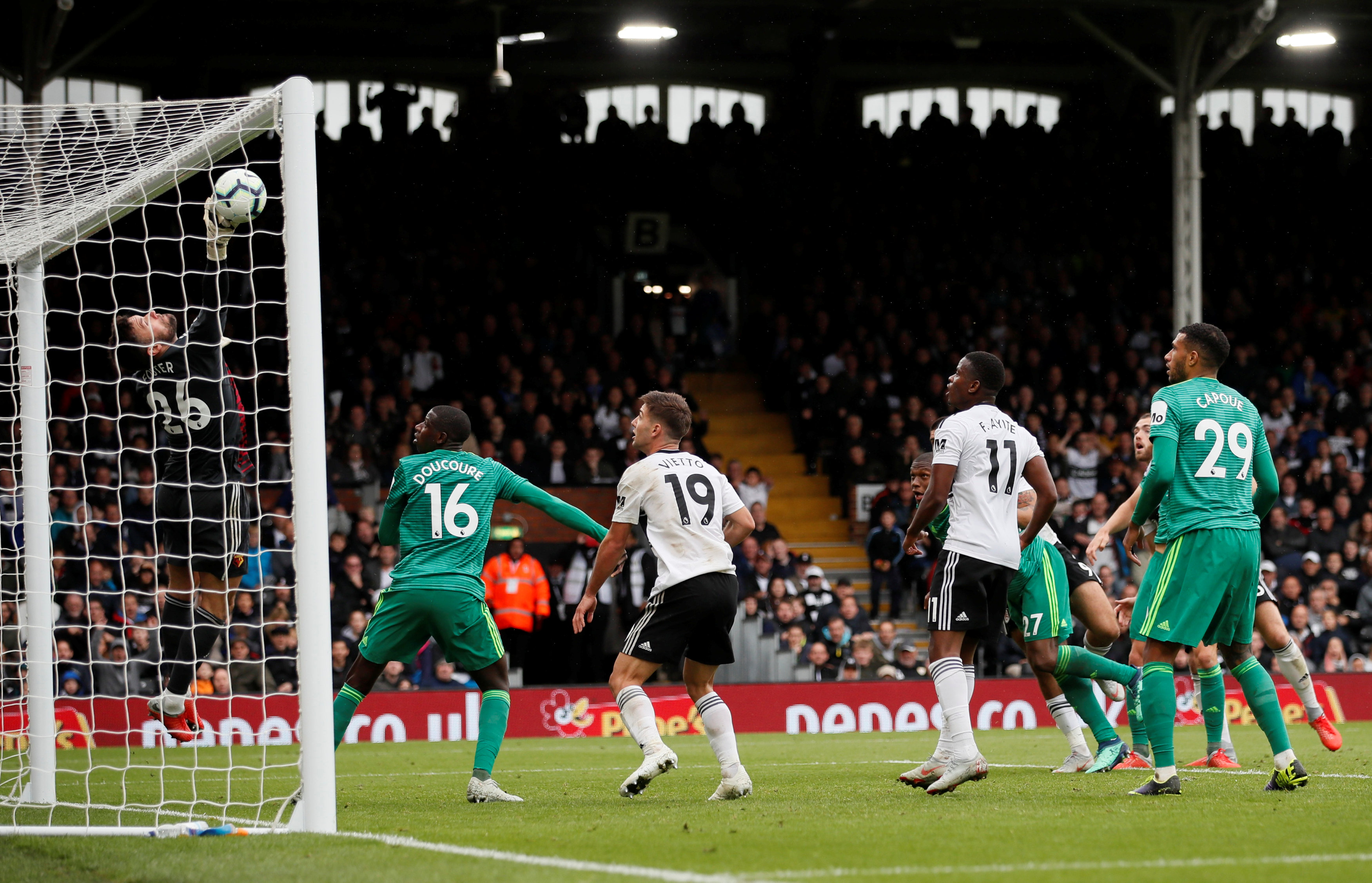 Soi kèo Millwall - Fulham