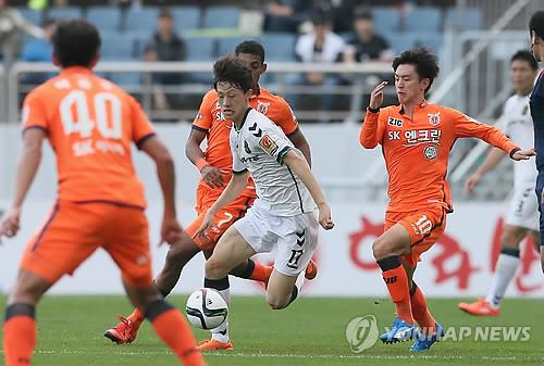 Soi kèo Jeju - Jeonbuk Motors