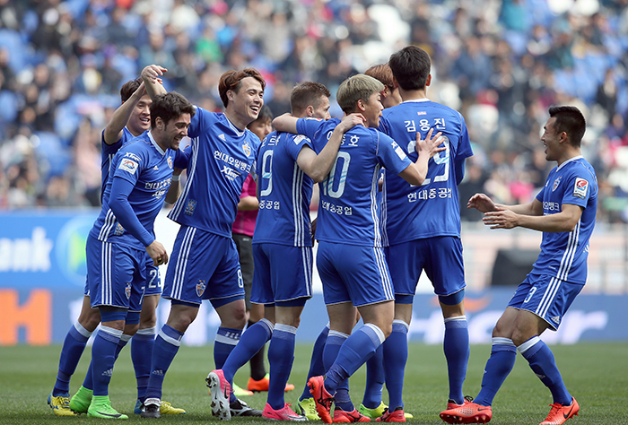 Soi kèo Suwon Bluewings - Ulsan