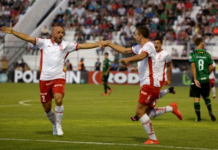 Soi kèo Huracan - Argentinos Juniors