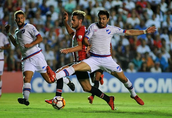 Soi kèo Argentinos Juniors – Estudiantes