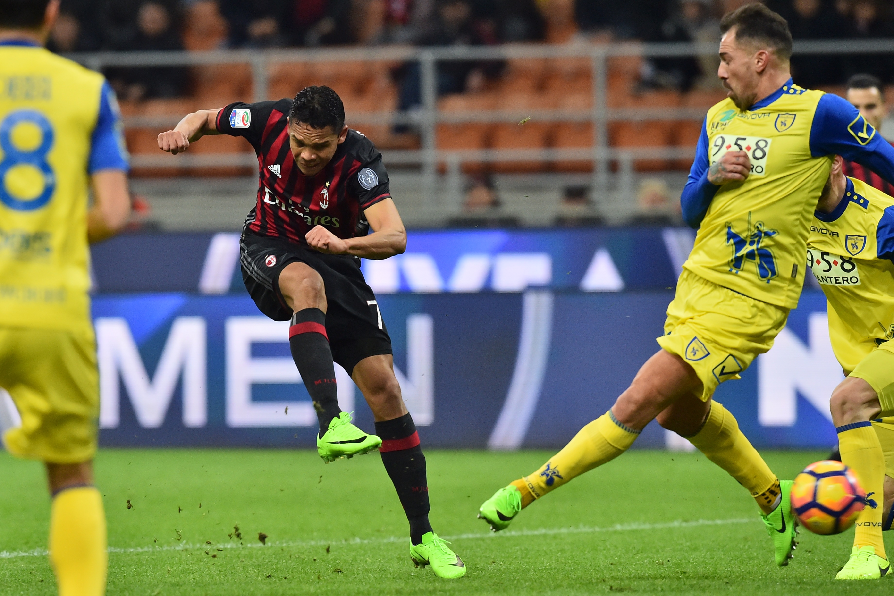 Soi kèo Chievo - Milan