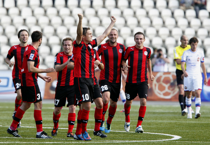 Soi kèo Amkar Perm - Tosno, 21h30 ngày 16/10