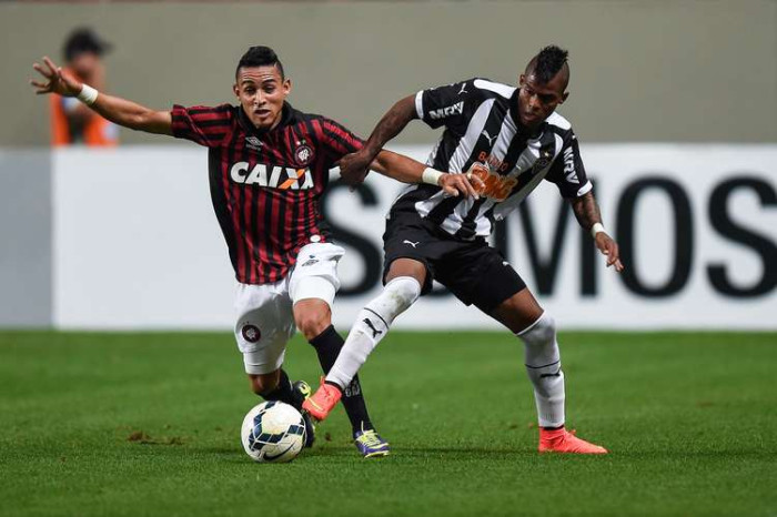 Soi kèo Atletico Paranaense – Corinthians, 6h00 ngày 9/11