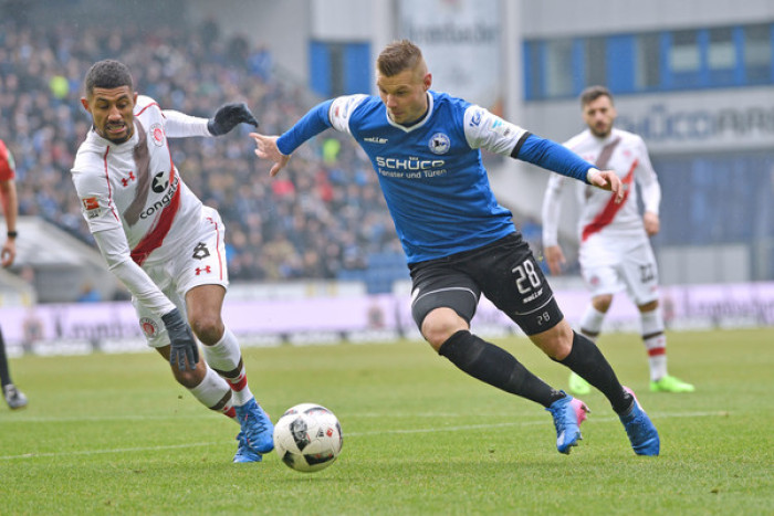 Soi kèo Bielefeld - St. Pauli, 00h30 ngày 02/12