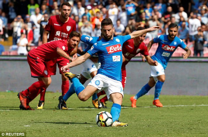 Soi kèo Cagliari – Napoli, 02h45 ngày 27/2