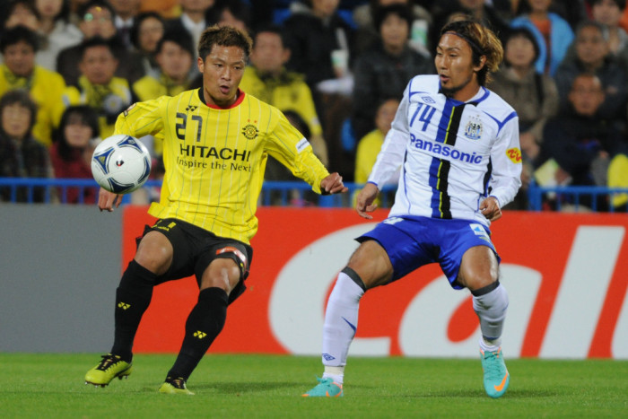 Soi kèo Gamba Osaka - Urawa Reds, 12h00 ngày 19/5