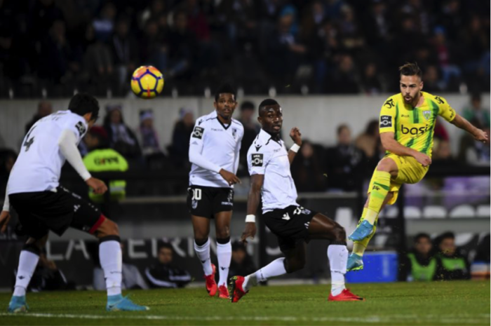 Soi kèo Boavista vs Guimaraes, 02h15 ngày 20/10 - VĐQG Bồ Đào Nha 