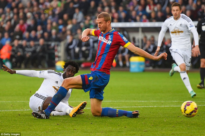 Soi kèo Swansea - Crystal Palace, 01h30 ngày 29/8