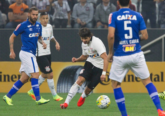 Soi kèo Corinthians – Cruzeiro, 07h45 ngày 18/10