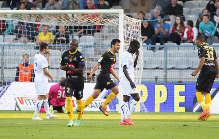 Soi kèo Auxerre - Orleans, 02h00 ngày 19/1