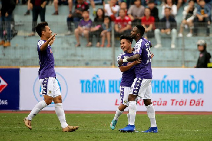 Soi kèo Shandong Luneng - Hà Nội, 14h30 ngày 19/2