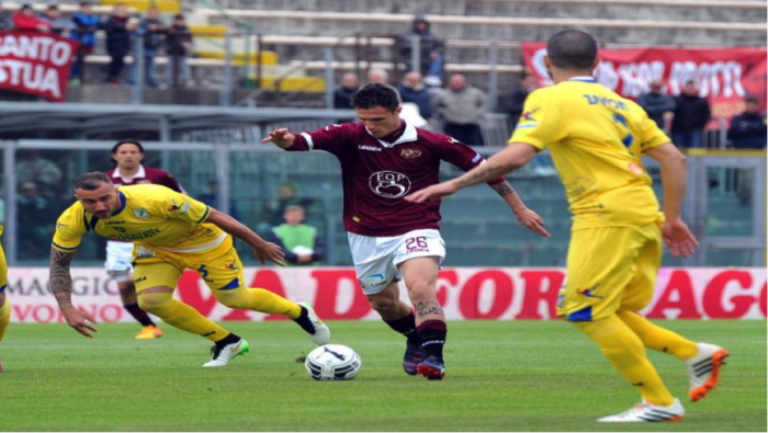 Soi kèo, dự đoán Crotone vs Frosinone, 00h30 ngày 16/3 - Hạng 2 Italia