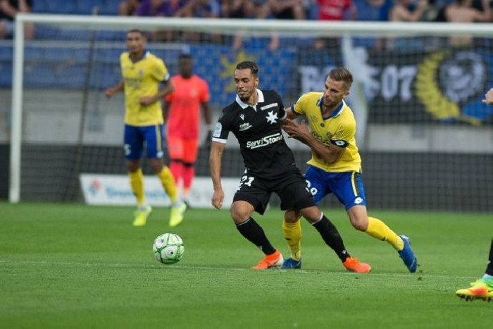 Soi kèo, dự đoán Auxerre vs Sochaux, 01h30 ngày 21/5 - Ligue 2