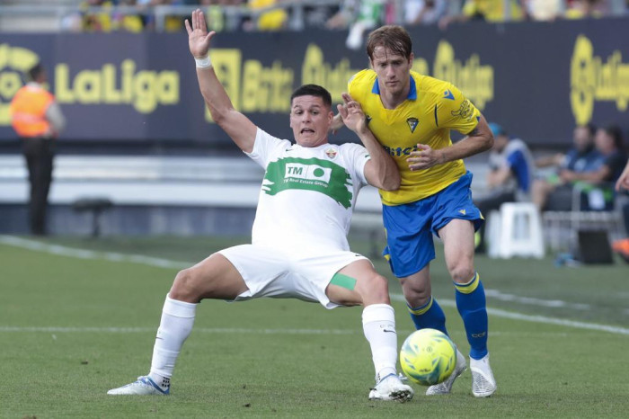 Soi kèo, dự đoán Cadiz vs Elche, 03h00 ngày 17/1 - La Liga