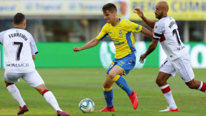 Soi kèo, dự đoán Las Palmas vs Huesca, 01h00 ngày 28/8 - La Liga 2