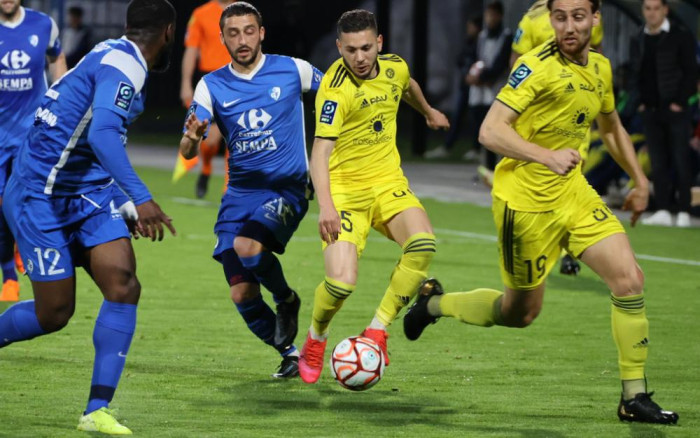 Soi kèo, dự đoán Pau vs Grenoble, 02h45 ngày 11/1 - Hạng hai Pháp