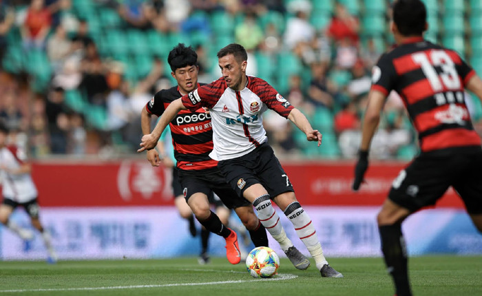 Soi kèo, dự đoán Pohang vs Gwangju, 12h00 ngày 7/11 - K-League 1