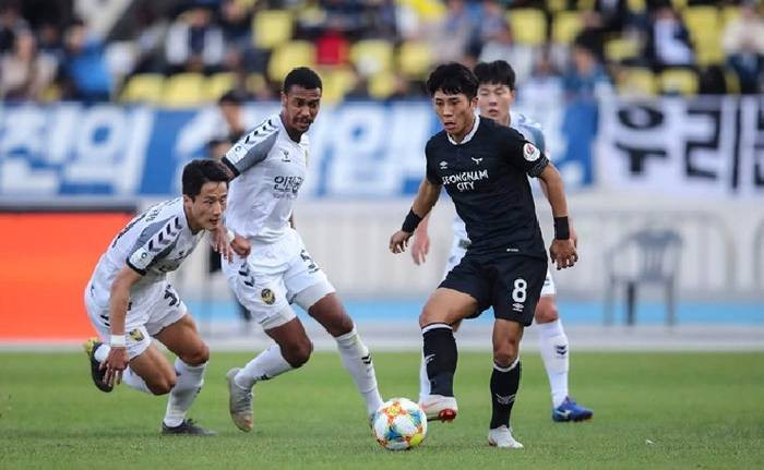 Soi kèo, dự đoán Suwon vs Seongnam, 12h00 ngày 3/4 - K-League