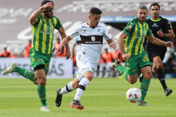 Soi kèo phạt góc Aldosivi vs Platense, 05h00 ngày 22/6 - VĐQG Argentina