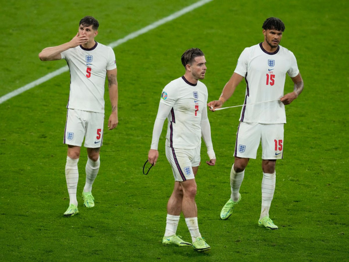 Soi kèo tài xỉu Anh vs Séc, 02h00 ngày 23/6 – Euro 2021